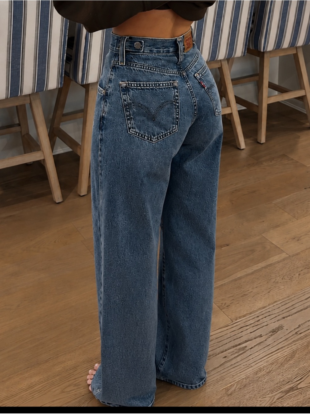 Levi’s Cinch Baggy Jeans 28 dark Wash Wide Leg Adjustable Waist y2k